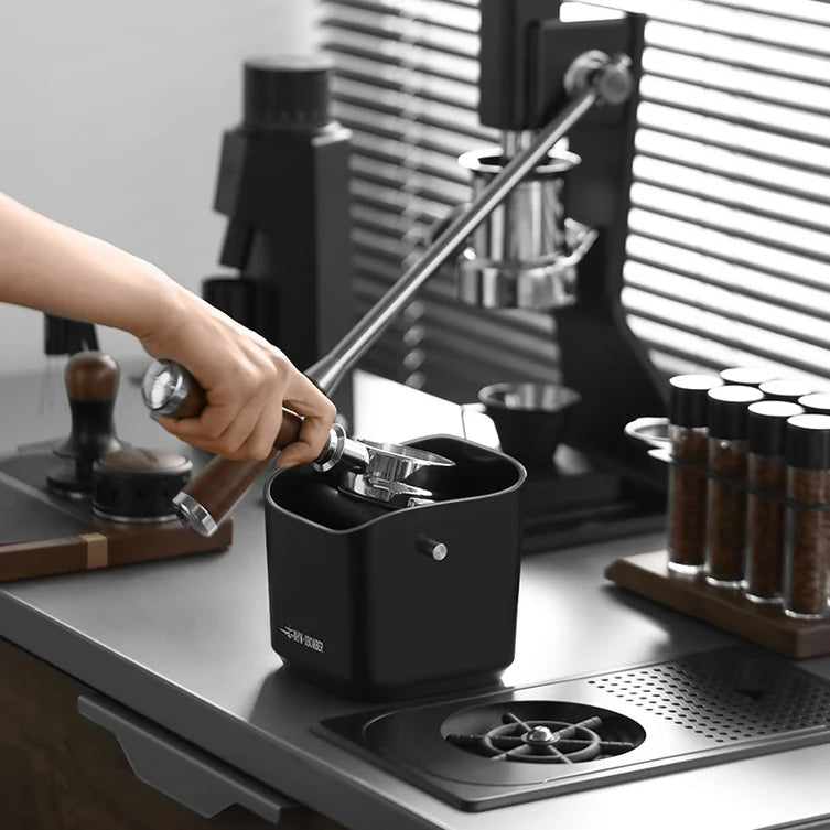 MHW-3BOMBER Square Knock Box | Caja Cuadrada 1.2L