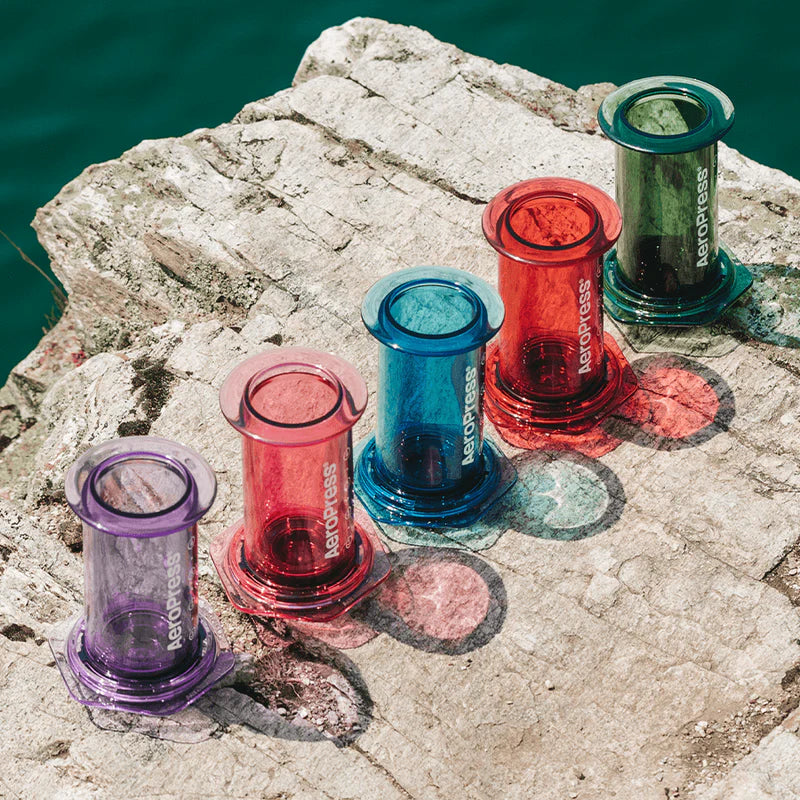 AeroPress Coffee Maker - Clear & Colors | Cafetera AeroPress