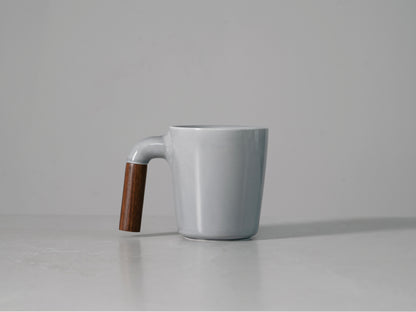 HMM Mugr Cloud Walnut